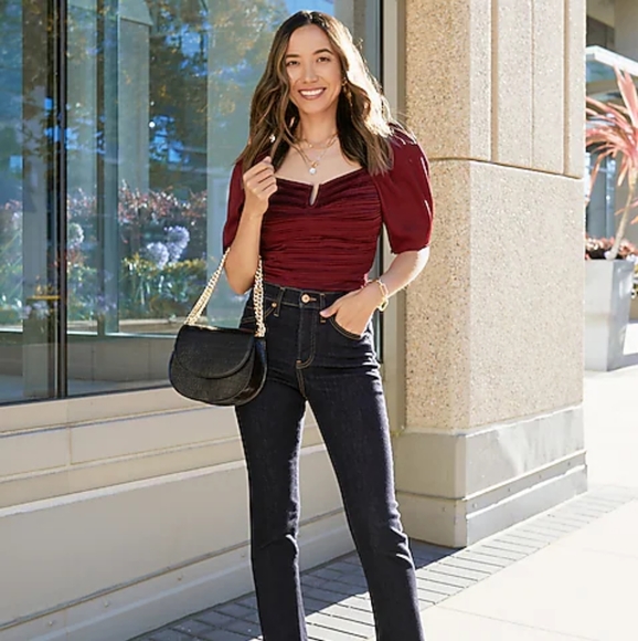 Expres Satin Ruched V-Bar Cropped Top - Picture 6 of 8